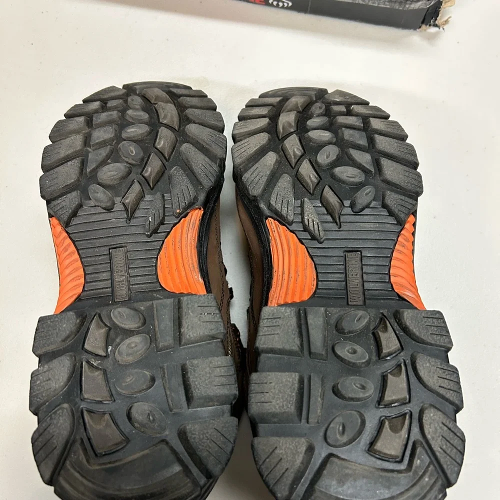 Lightweight Safety Work Boots - like new - size 11.5- Slip Resistant- steel toe